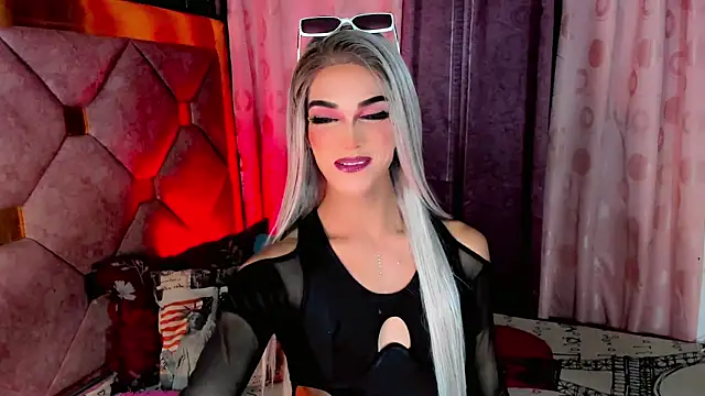 Snapshot of the-horus-girl chatting on February 2026 08:07:02 AM the-horus-girl online show from February 2026 08:07:02 AM