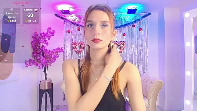 Snapshot of Tamara_slimx chatting on December 2025 11:01:02 PM Tamara slimx online show from December 2025 11:01:02 PM