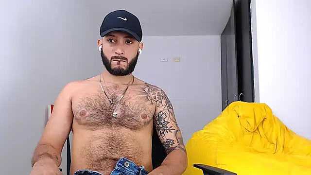 Sanit Di online show from December 2025 03:32:01 PM