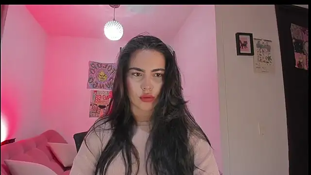 Snapshot of sol__angel chatting on December 2024 10:25:02 PM sol angel online show from December 2024 10:25:02 PM