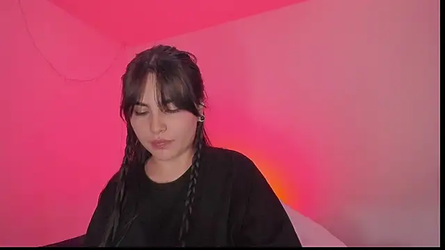 Snapshot of sol__angel chatting on February 2025 03:23:02 AM sol angel online show from February 2025 03:23:02 AM