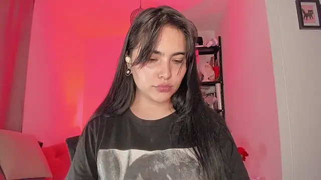 Snapshot of sol__angel chatting on February 2025 05:43:02 AM sol angel online show from February 2025 05:43:02 AM