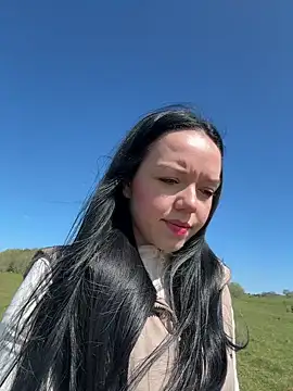 Snapshot of Vanesskaa chatting on April 2026 10:50:02 AM Vanesskaa online show from April 2026 10:50:02 AM