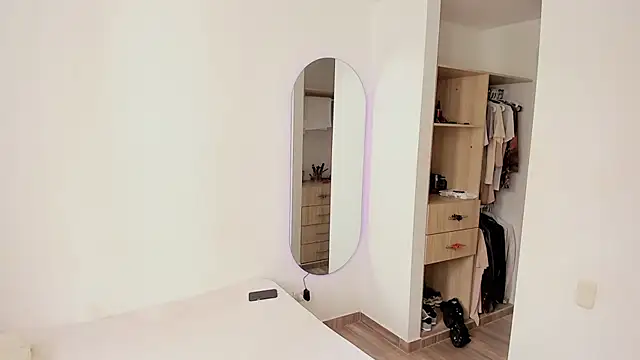 Snapshot of rose_scottt chatting on October 2025 02:47:01 PM rose scottt online show from October 2025 02:47:01 PM