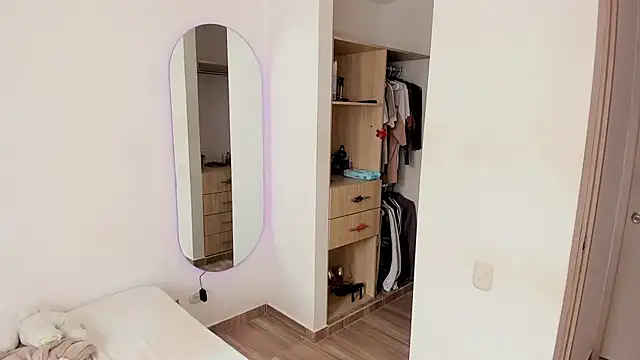 Snapshot of rose_scottt chatting on November 2025 05:12:01 PM rose scottt online show from November 2025 05:12:01 PM