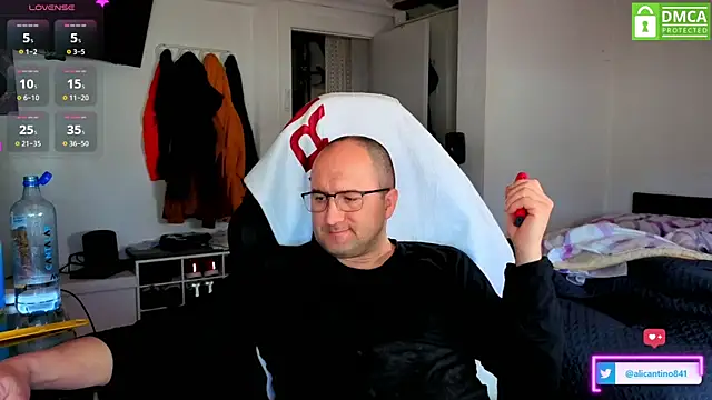 alicantino841 online show from February 2025 12:47:02 PM