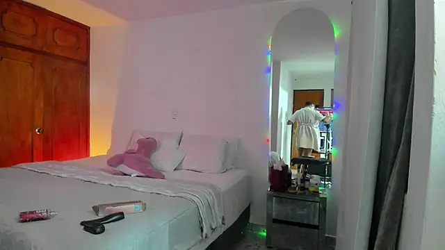 Snapshot of Jordyrodriiguez chatting on February 2025 02:32:02 AM Jordyrodriiguez online show from February 2025 02:32:02 AM