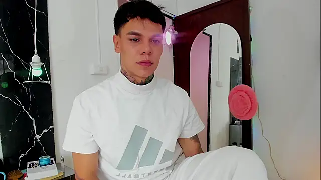 Snapshot of Jordyrodriiguez chatting on November 2025 08:33:02 PM Jordyrodriiguez online show from November 2025 08:33:02 PM