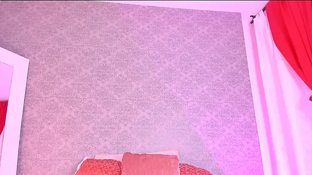 Snapshot of CatrinaRossi chatting on December 2024 07:54:01 PM CatrinaRossi online show from December 2024 07:54:01 PM