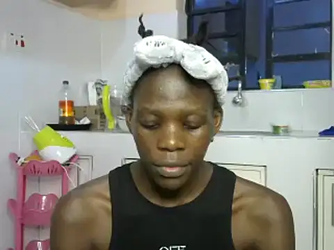 Snapshot of Moniklavy chatting on February 2025 10:50:01 PM Moniklavy online show from February 2025 10:50:01 PM