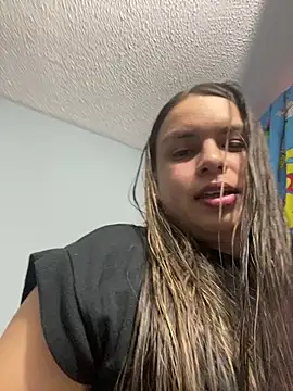 Snapshot of Nathaly00_ chatting on December 2025 10:25:01 PM Nathaly00 online show from December 2025 10:25:01 PM