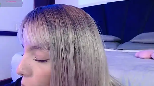 peyton golden1 online show from March 2026 03:09:02 AM