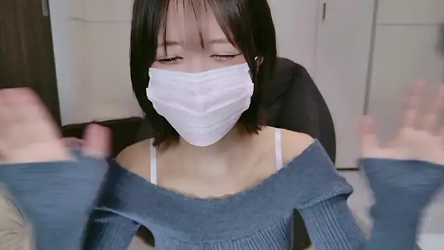 Snapshot of TsukasaSakai chatting on September 2025 06:29:02 AM TsukasaSakai online show from September 2025 06:29:02 AM