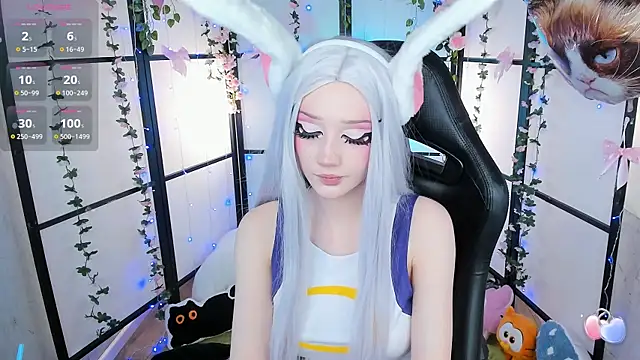 Snapshot of LilithLin chatting on November 2025 11:38:01 PM LilithLin online show from November 2025 11:38:01 PM