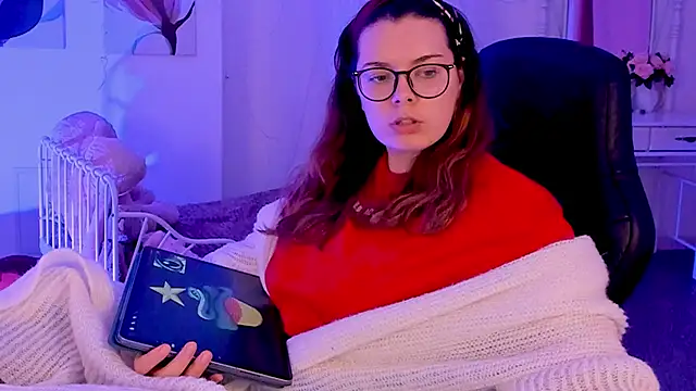 KeytSilvas online show from December 2024 09:01:01 AM