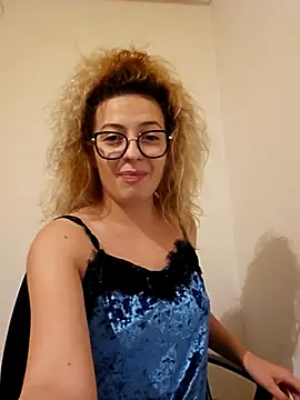 Snapshot of Selenna_emma chatting on November 2025 08:19:01 PM Selenna emma online show from November 2025 08:19:01 PM