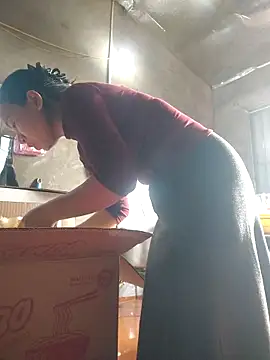 Snapshot of Yinzing_502 chatting on December 2025 12:38:02 AM Yinzing 502 online show from December 2025 12:38:02 AM