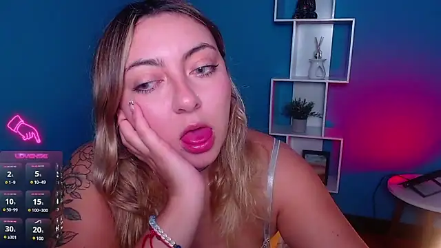 miaawild online show from December 2024 01:02:02 PM