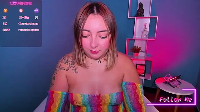 miaawild online show from February 2025 08:45:02 PM