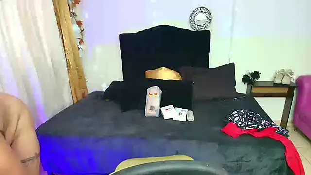 Snapshot of sofiasex99 chatting on February 2025 09:11:02 PM sofiasex99 online show from February 2025 09:11:02 PM