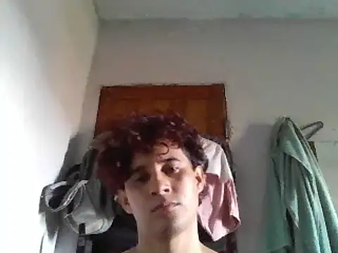 Snapshot of pedrodavid_ chatting on January 2025 08:21:01 PM pedrodavid  online show from January 2025 08:21:01 PM