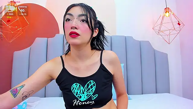 Snapshot of ThailyCherry chatting on January 2025 07:32:01 PM ThailyCherry online show from January 2025 07:32:01 PM