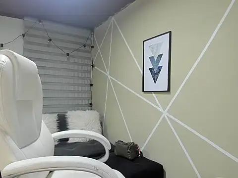 Snapshot of Enma__clark chatting on October 2025 04:09:02 AM Enma clark online show from October 2025 04:09:02 AM