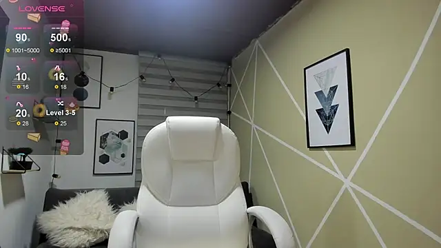 Snapshot of Enma__clark chatting on November 2025 04:12:02 AM Enma clark online show from November 2025 04:12:02 AM