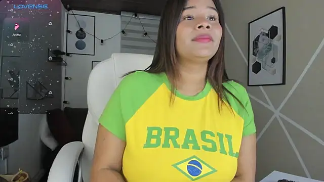 Enma  clark online show from February 2026 08:13:01 AM