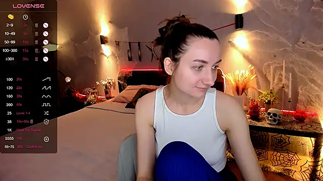 annacooleman online show from October 2025 02:22:02 AM