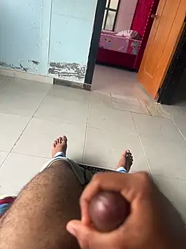 Snapshot of julian670 chatting on March 2026 03:01:01 PM julian670 online show from March 2026 03:01:01 PM