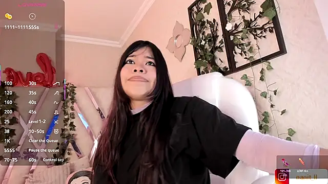 Snapshot of Punkys_ chatting on November 2025 07:36:02 PM Punkys online show from November 2025 07:36:02 PM