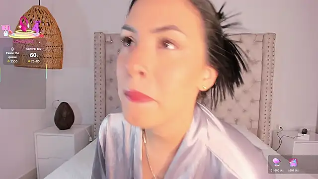 Maya Bluee online show from December 2025 03:44:02 AM