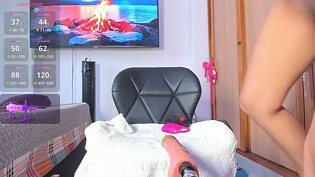 lily evil online show from March 2026 04:00:01 PM