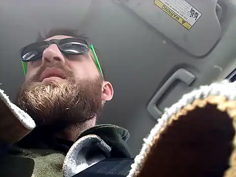 otterlover123 online show from November 2025 05:13:02 PM