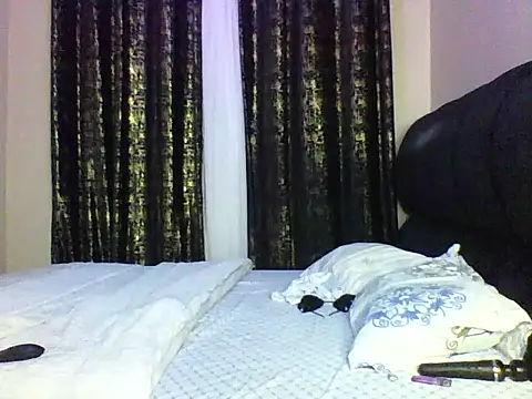 Candii wet  online show from October 2025 06:41:01 PM