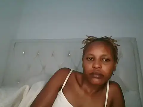 Candykitten online show from March 2025 05:07:01 AM