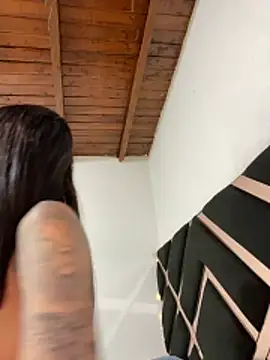 Zaratattoox online show from May 2026 08:47:02 PM
