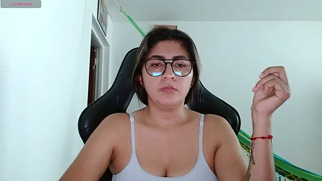 danna peterson1 online show from March 2026 07:39:01 PM