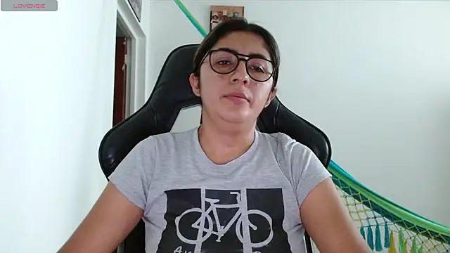 danna peterson1 online show from March 2026 08:25:01 PM