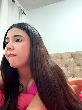 mia cooper 24 online show from November 2025 03:39:01 AM