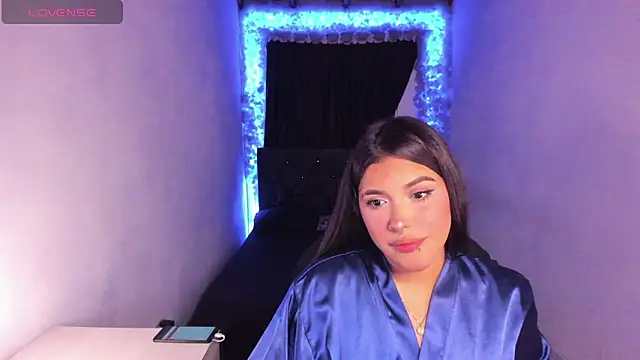 Snapshot of Mariana_Hasper_ chatting on February 2025 12:02:01 AM Mariana Hasper online show from February 2025 12:02:01 AM