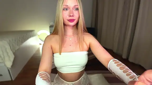 Snapshot of diaanona chatting on August 2026 09:06:01 PM diaanona online show from August 2026 09:06:01 PM