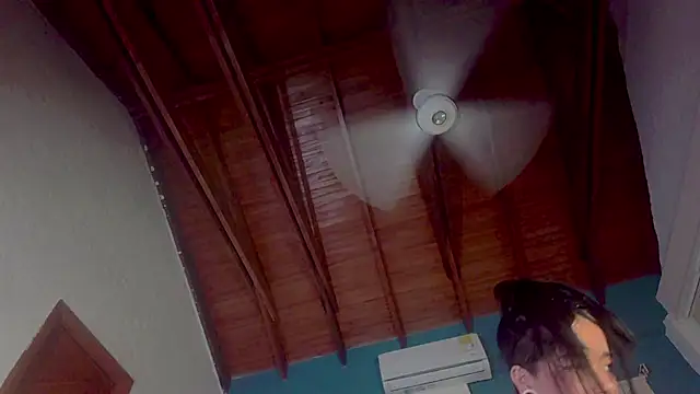 ariana-white- online show from October 2025 10:24:01 AM