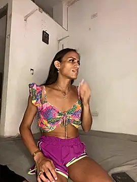 AlexaWarner online show from May 2026 01:12:01 AM