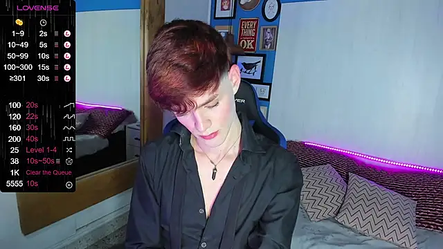 VladHellsing4 online show from February 2025 03:00:01 PM