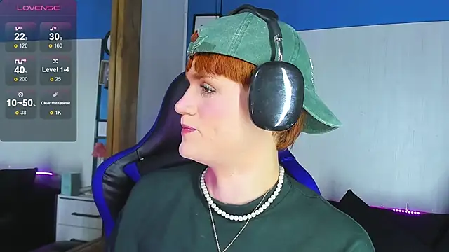 VladHellsing4 online show from September 2025 03:24:02 PM