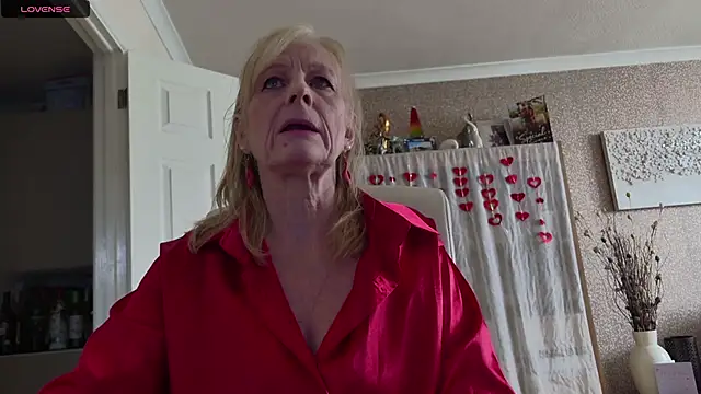 TopazCamgirl online show from April 2026 03:30:02 PM