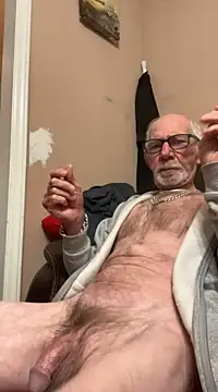 Snapshot of bobby123D chatting on February 2025 04:22:02 PM bobby123D online show from February 2025 04:22:02 PM