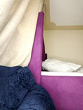 Golden diver online show from April 2026 06:27:01 AM